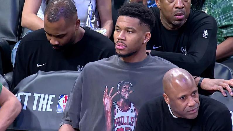 NBA Giannis Antetokounmpo Bucks