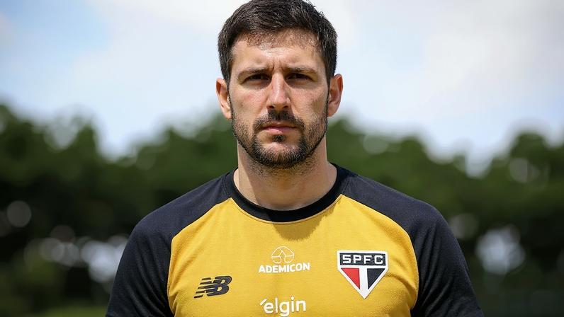 Alan Franco treina e São Paulo encerra preparação para Cruzeiro