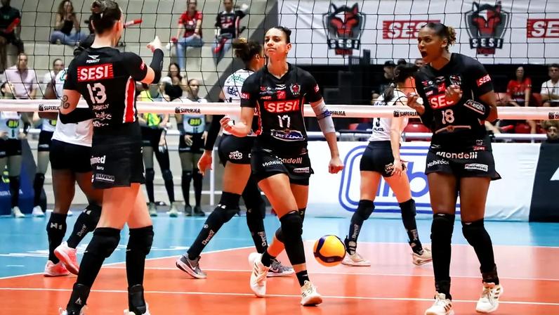 Sesi Bauru vence Praia Clube no tie-break e força jogo 3 nas quartas