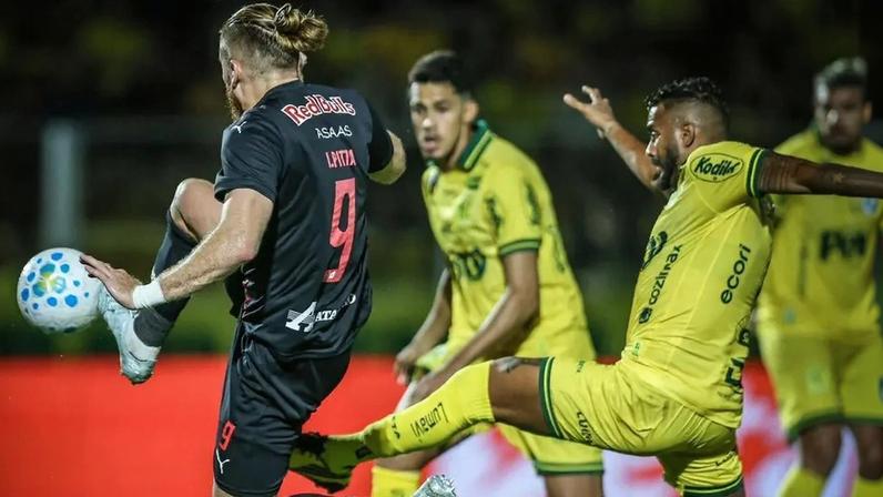 Isidro Pitta valoriza gols pelo Bragantino e mira a Copa do Mundo