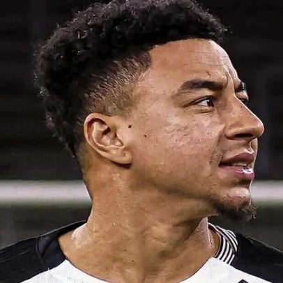 Torcedores do Corinthians reagem à estreia de Lingard