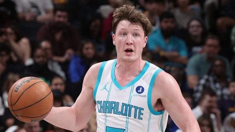 Técnico do Hornets defende prêmio para Kon Knueppel