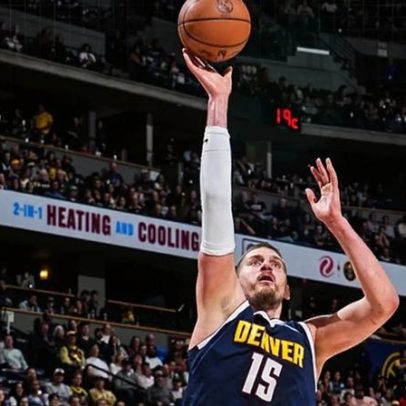 Jokic faz história contra os Blazers em jogo polêmico