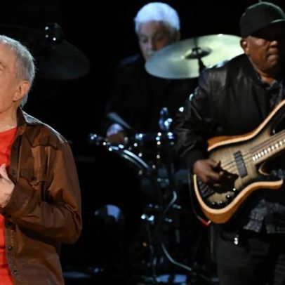 Paul Simon toca pela primeira vez em 33 anos a faixa Something So Right