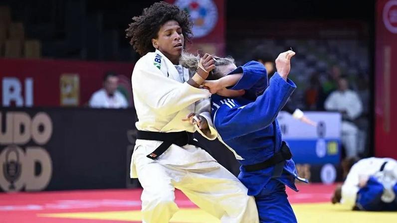Rafaela Silva durante o Grand Slam de Abu Dhabi (Foto: IJF)