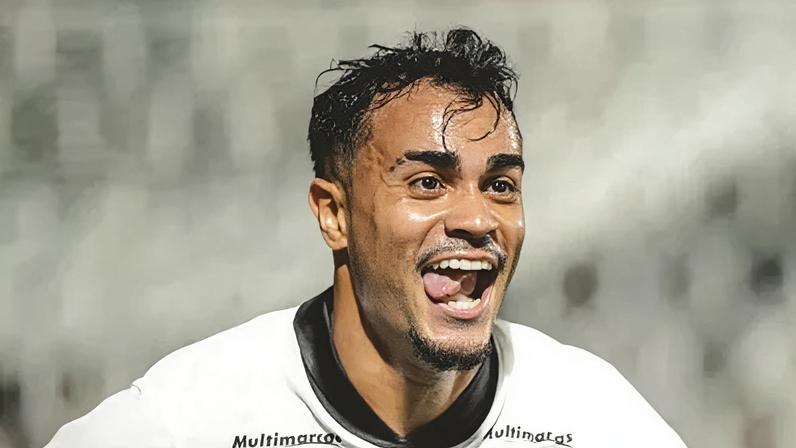 Atlético-MG vence fora de casa e goleia a Chapecoense no Brasileirão