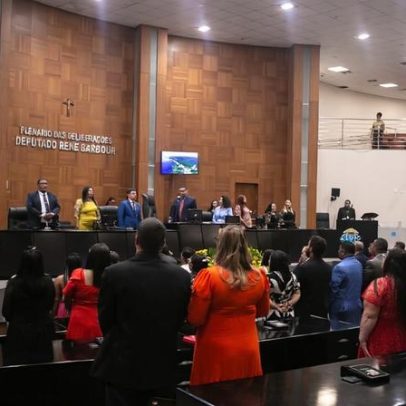 Assembleia do Mato Grosso homenageia pastores e obreiros