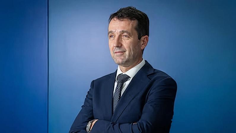 Escribano planeja renunciar à presidência da Indra nesta tarde