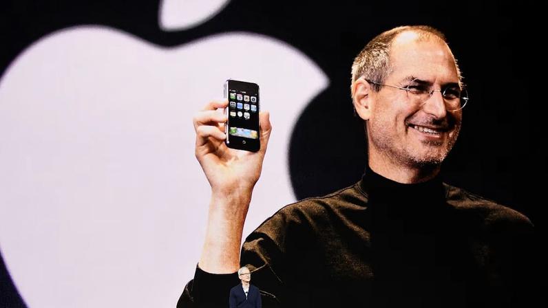 Apple: da garagem ao império de US$ 4 trilhões em tecnologia em 50 anos