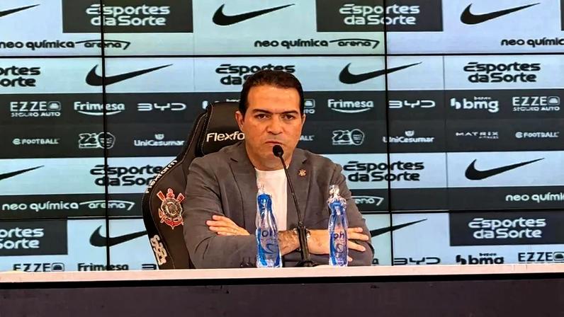 Corinthians define perfil para treinador que substituirá Dorival