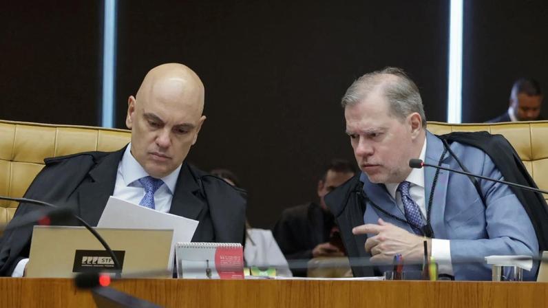 Alexandre de Moraes e Dias Toffoli teriam voado em aeronaves de empresa ligada ao ex-controlador do Banco Master, Daniel Vorcaro. (Foto: Rosinei Coutinho/STF)