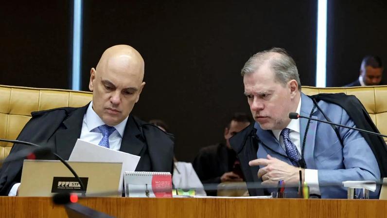 Alexandre de Moraes e Dias Toffoli teriam voado em aeronaves de empresa ligada ao ex-controlador do Banco Master, Daniel Vorcaro. (Foto: Rosinei Coutinho/STF)