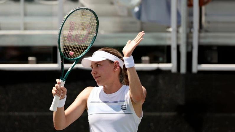 Alexandrova se lesiona e abandona competição em Charleston