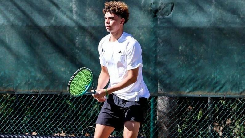 Atleta da Lagoa é eleito melhor da semana no tênis universitário dos EUA