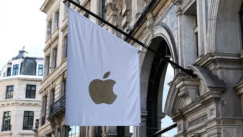 Apple: empresa enfrenta barreiras em engenharia de iPhone dobrável (NurPhoto / Colaborador/Getty Images)