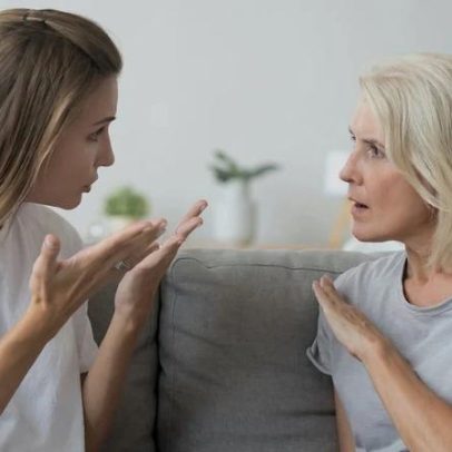 Especialista alerta: 10 frases que não devemos dizer aos filhos adultos