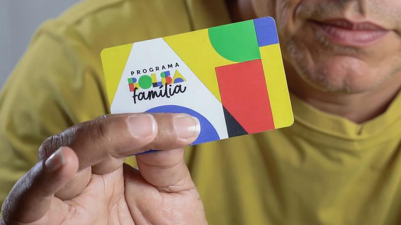 Nove estados têm mais beneficiários do Bolsa Família do que CLTs
