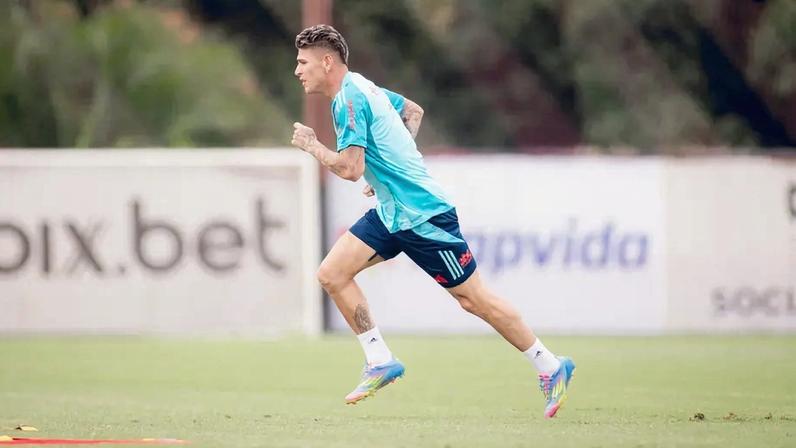 Carrascal é suspenso por quatro jogos, mas pode atuar em Bragantino x Flamengo