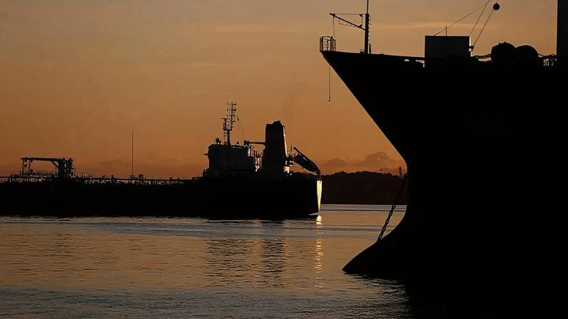 Brasil compra óleo combustível do Sudeste Asiático para aliviar abastecimento