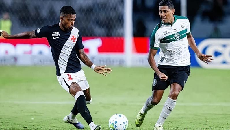 Vasco empata com o Coritiba fora e permanece invicto com Renato