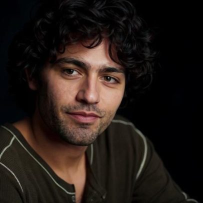 Diretor de O Diabo Veste Prada 2 explica corte de Adrian Grenier