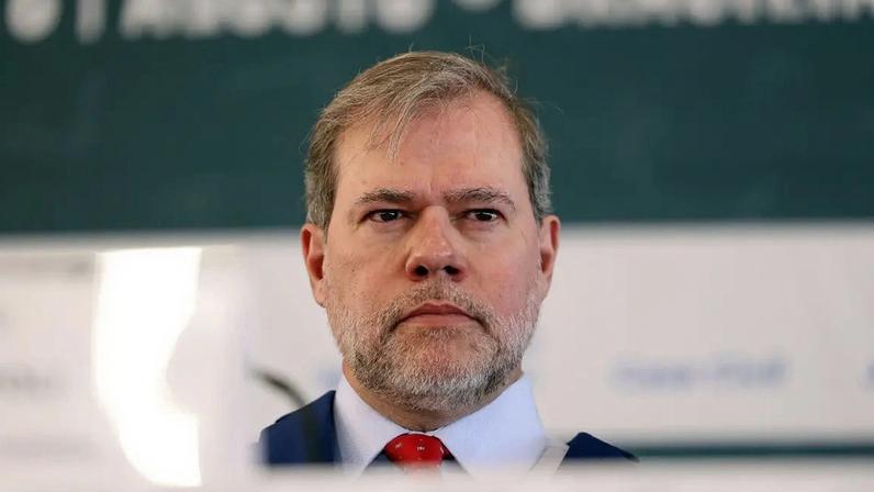 Magistrado deixou a relatoria do caso no STF após investigações apontarem diálogos com Vorcaro. (Foto: José Cruz/Agência Brasil)
