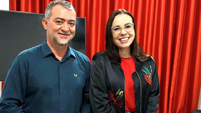 Os pré-candidatos ao governo do Rio Grande do Sul, Edegar Pretto (PT) e Juliana Brizola (PDT). Foto: Reprodução redes sociais