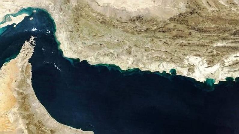 Analista afirma que Hormuz é vital para a sobrevivência do regime iraniano
