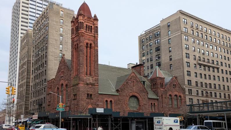 Organização de artes recruta celebridades para preservar igreja em Manhattan