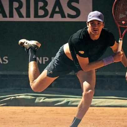 Fonseca faz estreia em Monte Carlo por volta das 9h de segunda-feira