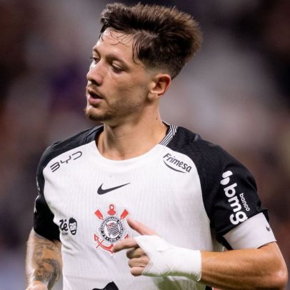 Michel Bastos critica postura no Corinthians e aponta problema