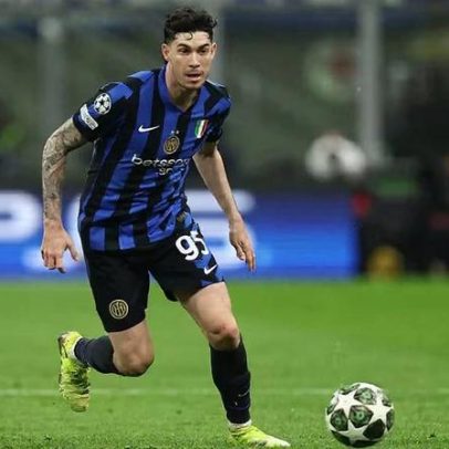 Técnico da Inter defende zagueiro expulso na eliminação da Itália