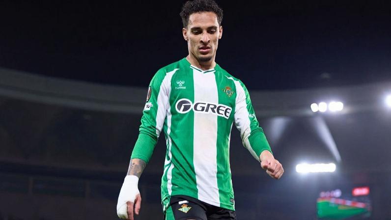 Antony em ação pelo Betis