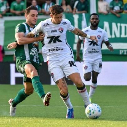 Chapecoense sofre empate de pênalti no fim e segue sem vencer no Brasileirão