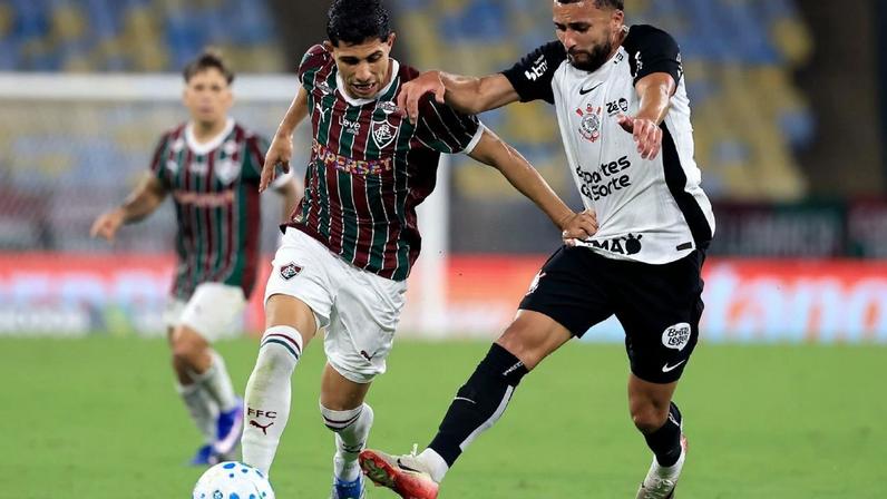 Artur Jorge vê vitória justa do Cruzeiro, mas admite rendimento aquém com 3 a 0