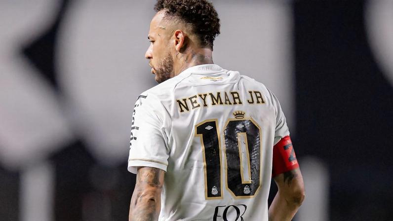 Árbitro detalha em súmula motivo do cartão que tirou Neymar do Flamengo x Santos