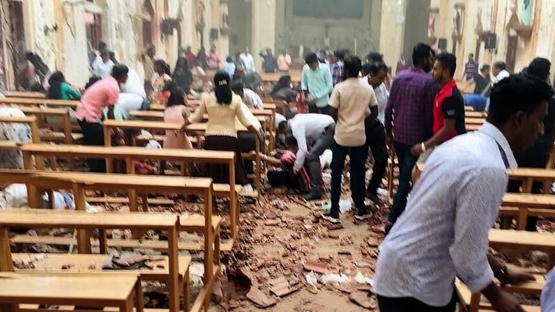 Cristã sobrevivente do ataque de Páscoa no Sri Lanka olha para cima com esperança