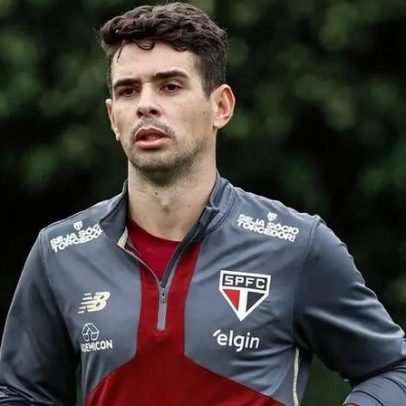 Oscar anuncia aposentadoria do futebol após deixar o São Paulo