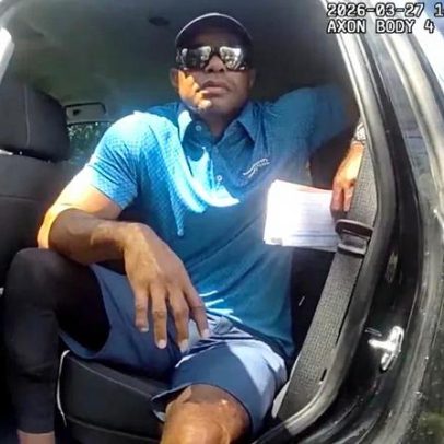 Aeronave de Tiger Woods chega à Suíça após promessa de tratamento
