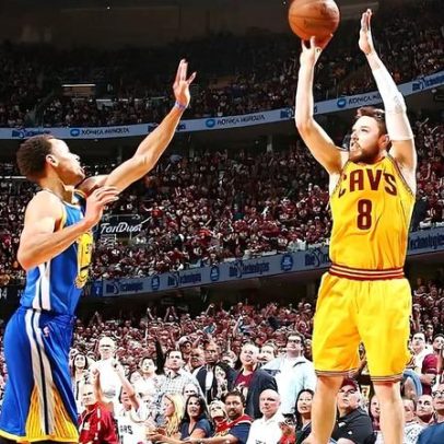 Campanha histórica dos Warriors encerra com virada dolorosa na NBA