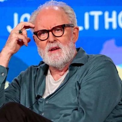 John Lithgow diz que visões de JK Rowling sobre trans são distorcidas