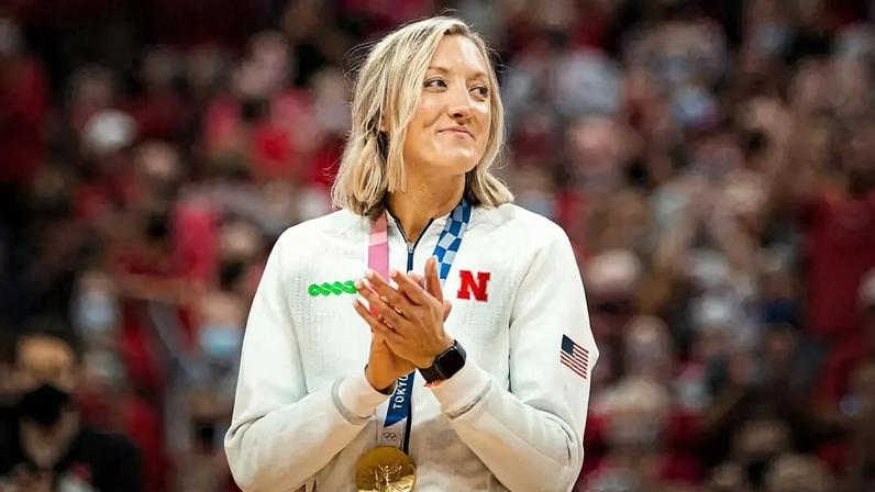 Jordan Larson anuncia aposentadoria do vôlei após Olimpíadas