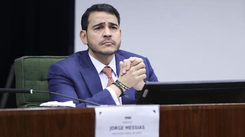 Jorge Messias: promessas ao Senado para assumir o STF