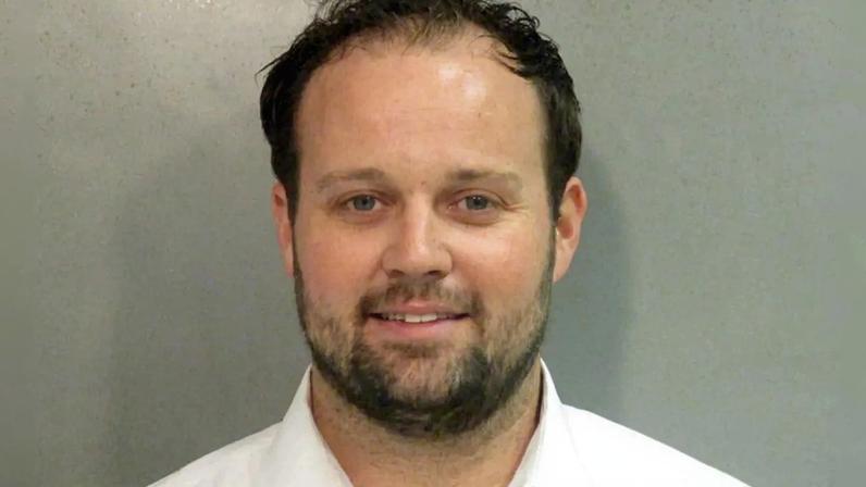 Liberação de Josh Duggar é adiada pela terceira vez durante apelação