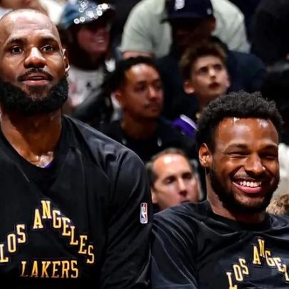 LeBron James conquista 1.229ª vitória e estabelece novo recorde na NBA