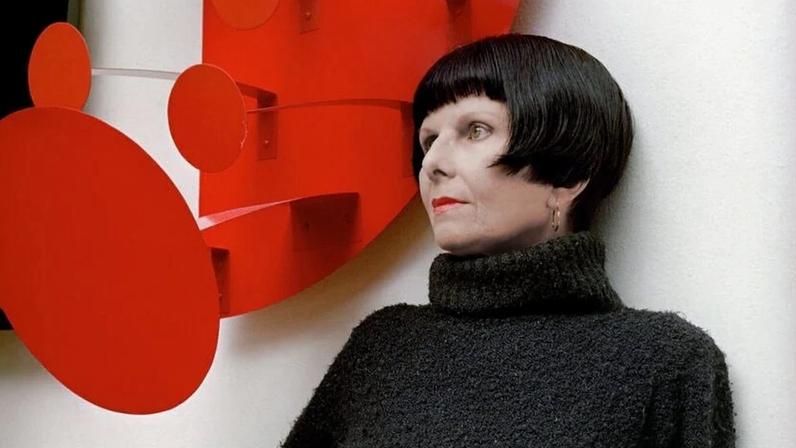 Lygia Pape estreia 1ª exposição individual no dia em que faria 99 anos