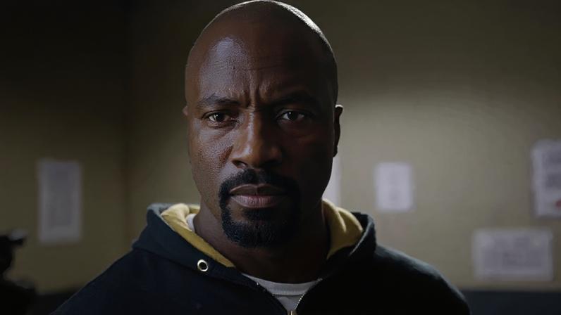 Demolidor: Renascido: Mike Colter surge como Luke Cage em imagens de set