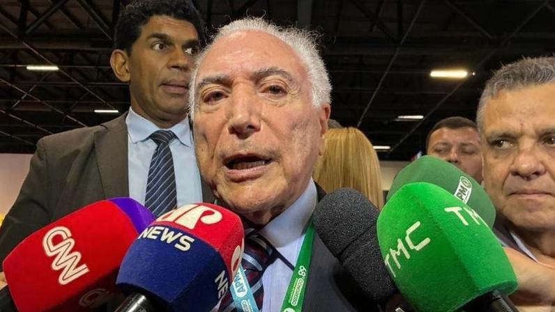 Temer elogia Augusto Cury e evita comentar apoio do MDB