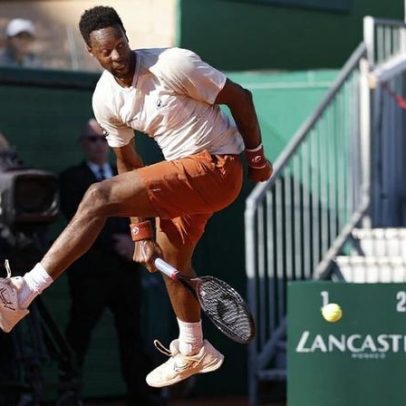 Monfils relata tensão no início do jogo e celebra dia de descanso
