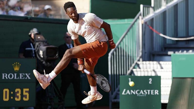 Monfils relata tensão no início do jogo e celebra dia de descanso